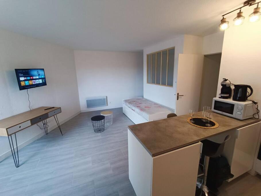 Appartement Tout Equipe 2 A 4 Couchages St Charles Μασσαλία Εξωτερικό φωτογραφία